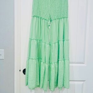 Ladies size medium green pants!